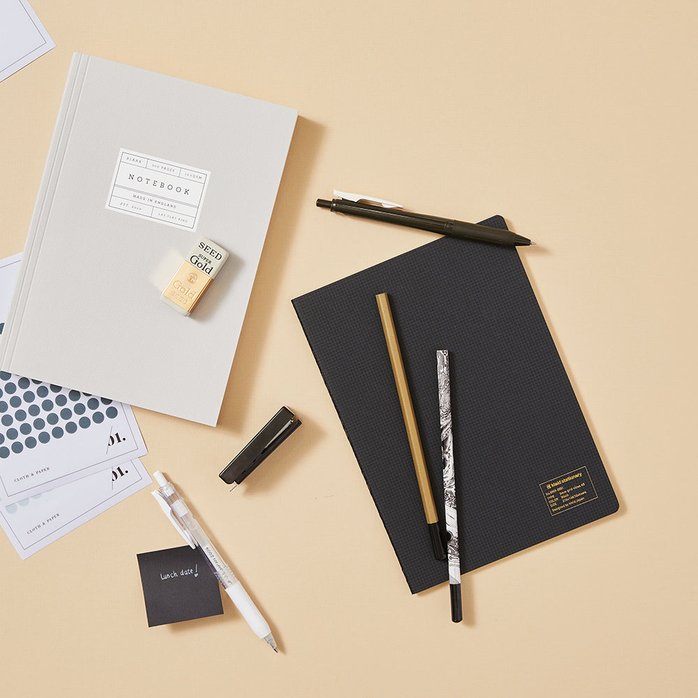 Black and White Journaling Set