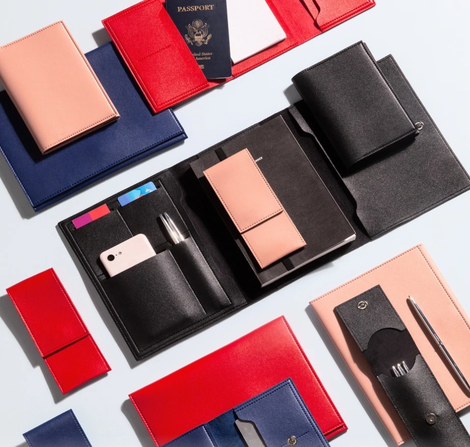 Medium Minimalist Folio V2 In Black